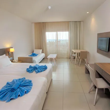 Euronapa Lejlighedshotel 3*