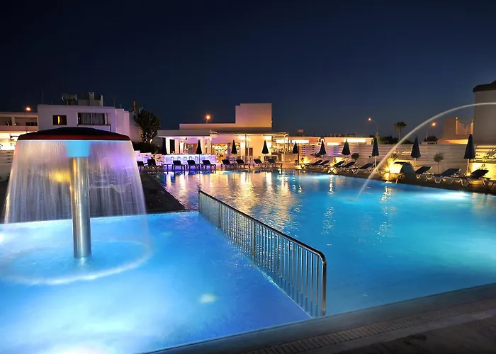 Aparthotel Euronapa 3*