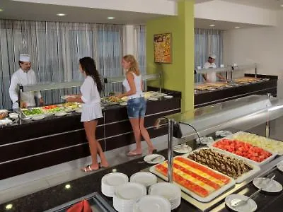 Euronapa Aparthotel 3*