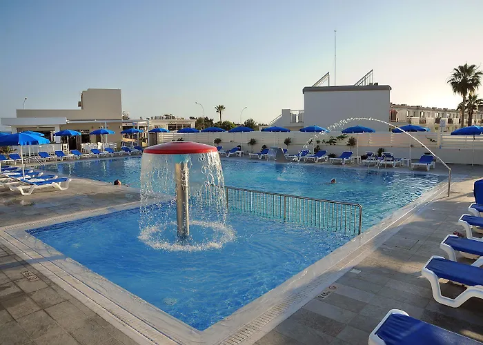 Aparthotel Euronapa 3*