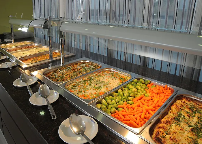 Aparthotel Euronapa 3*