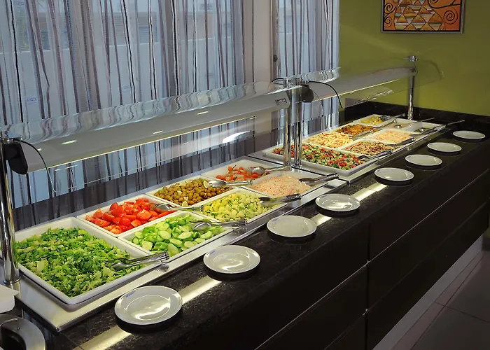 Euronapa Aparthotel 3*