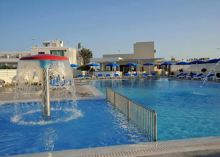 Aparthotel Euronapa 3*